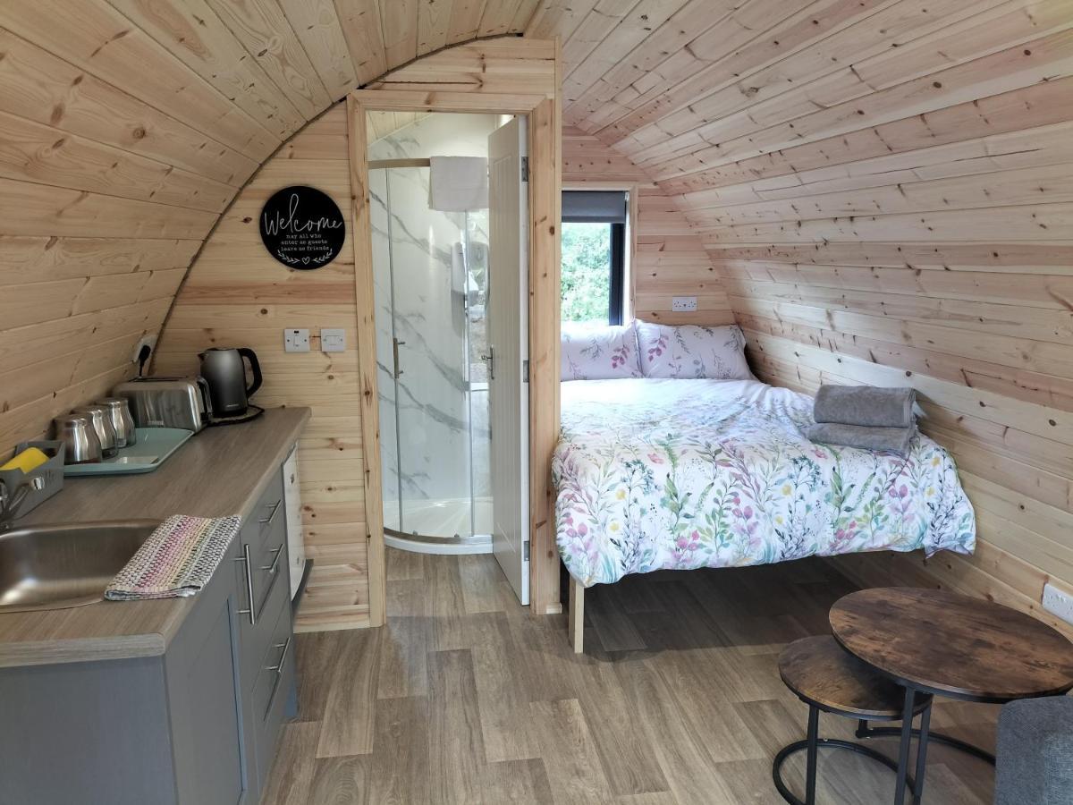 Gateway Glamping Hotel Farranfore Bagian luar foto